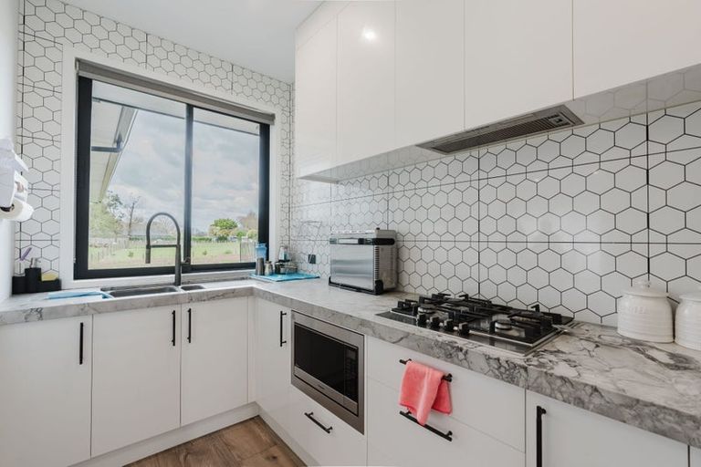 Photo of property in 275 Racecourse Road, Cambridge, 3493