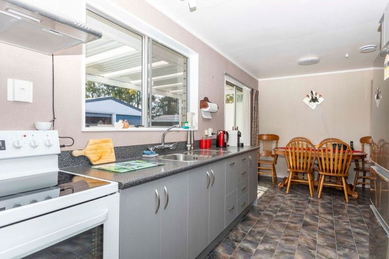 Photo of property in 32 Victor Street, Dannevirke, 4930