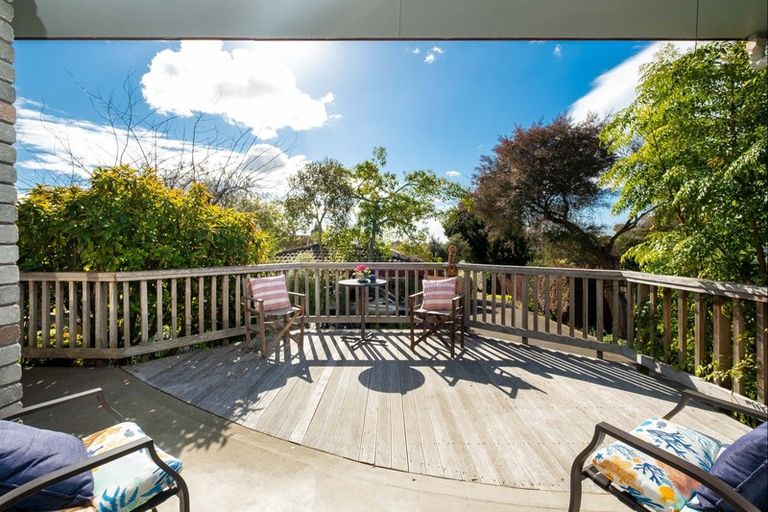 Photo of property in 2 Hunters Hill, Havelock North, 4130