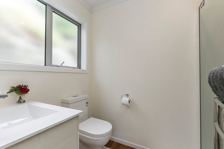 Photo of property in 21 Sidlaw Street, Strathmore Park, Wellington, 6022