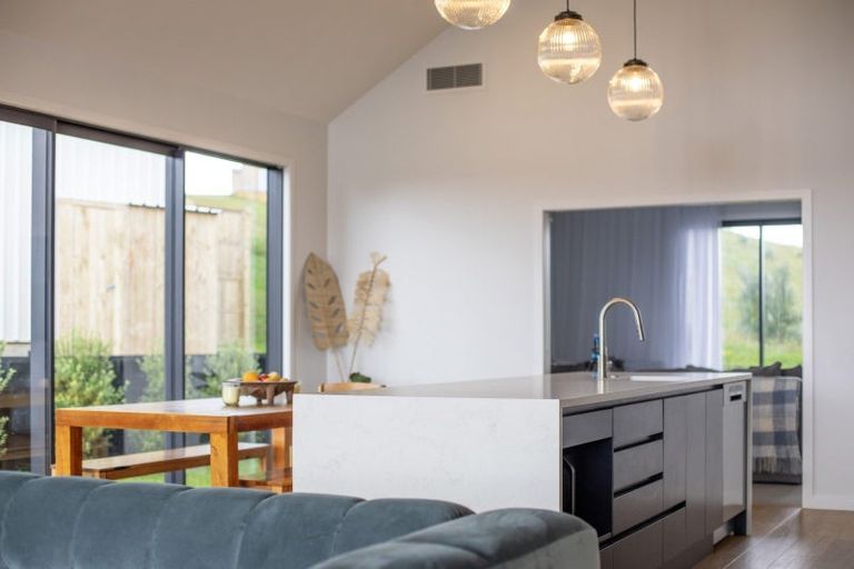 Photo of property in 18 Maataitai Road, Raglan, 3225