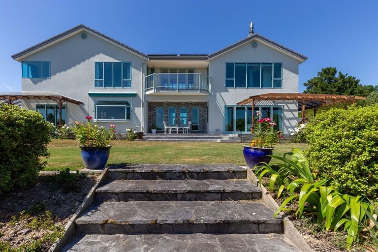 Photo of property in 113 Weka Road, Tasman, Upper Moutere, 7175