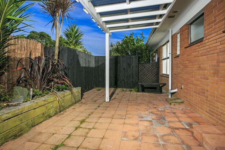 Photo of property in 2/152 Manuka Road, Bayview, Auckland, 0629