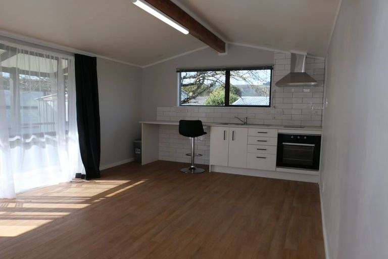Photo of property in 7 Spackman Crescent, Paraparaumu, 5032