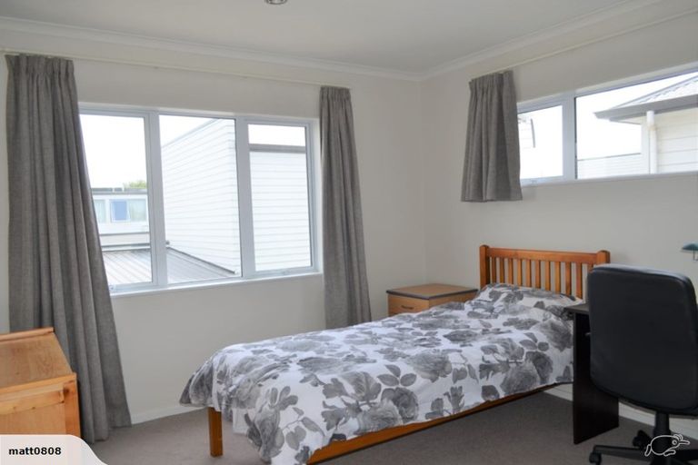 Photo of property in 10 Tarapiroe Avenue, Takanini, 2112