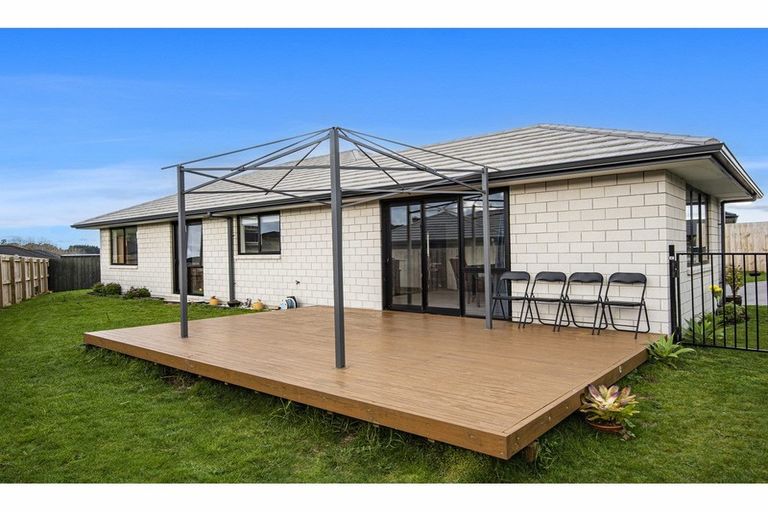 Photo of property in 13 Ohau Crescent, Tikipunga, Whangarei, 0112