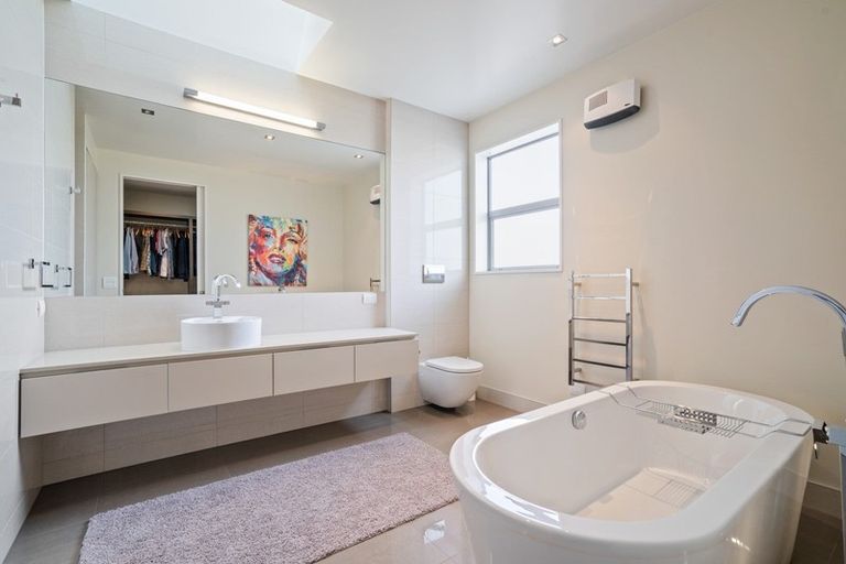 Photo of property in 6 Clearview Street, Wanaka, 9305