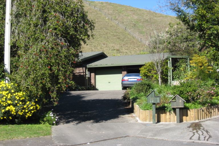 Photo of property in 16 Ritchie Place, Havelock North, 4130