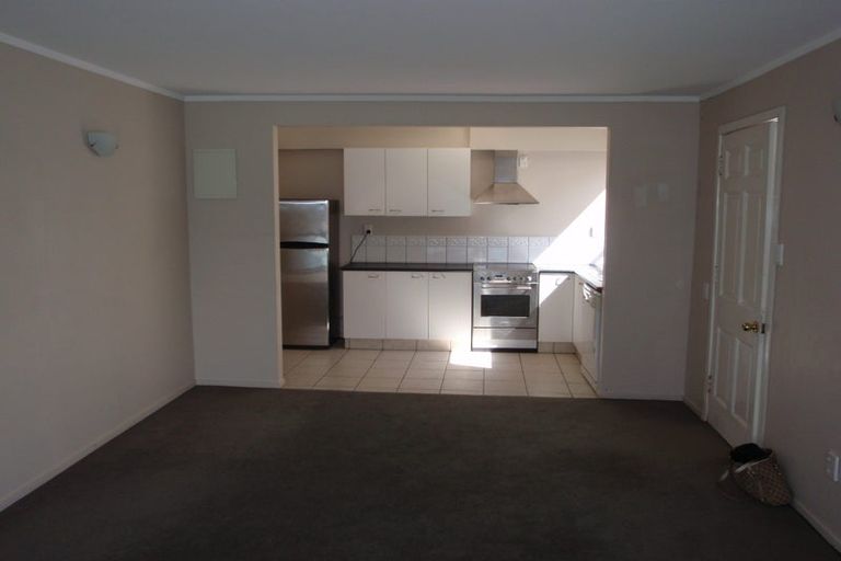 Photo of property in 81 View Road, Houghton Bay, Wellington, 6023