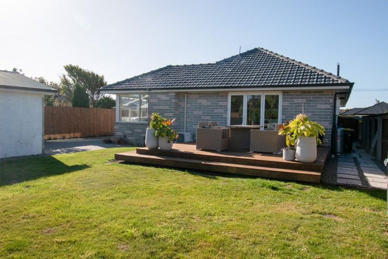 Photo of property in 4 Cromer Place, New Brighton, Christchurch, 8062