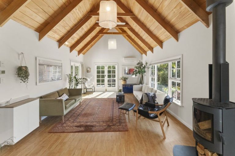 Photo of property in 10 Somerville Lane, Brightwater, 7022