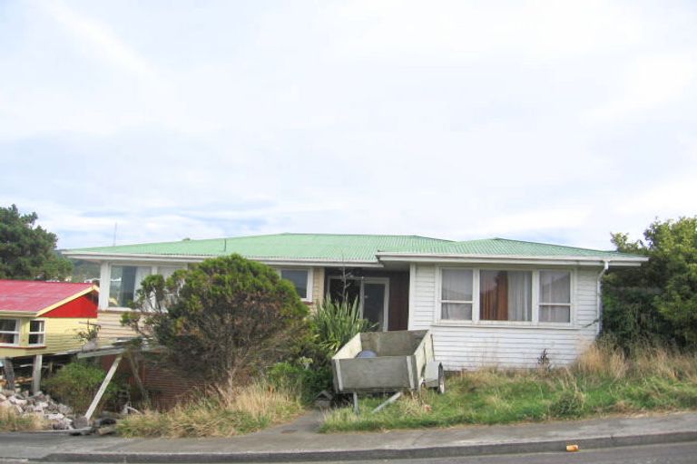 Photo of property in 12 Lenox Grove, Johnsonville, Wellington, 6037