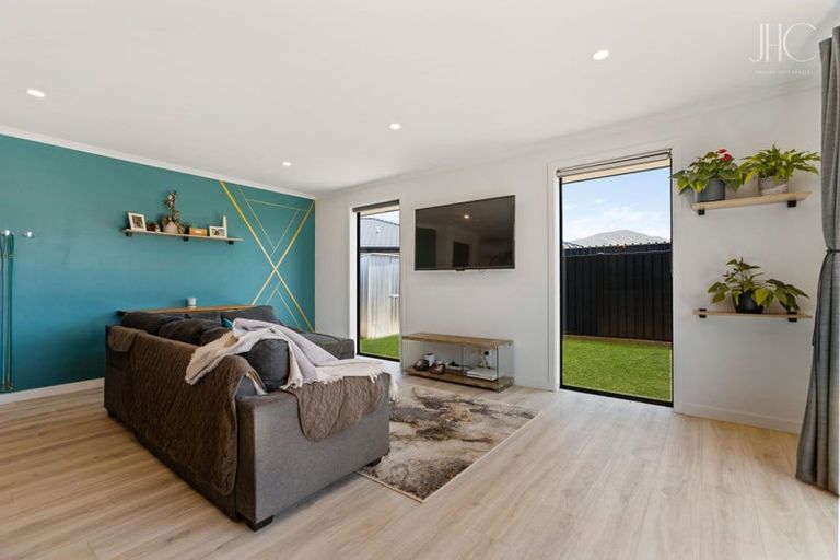 Photo of property in 22 Smitham Drive, Cromwell, 9310