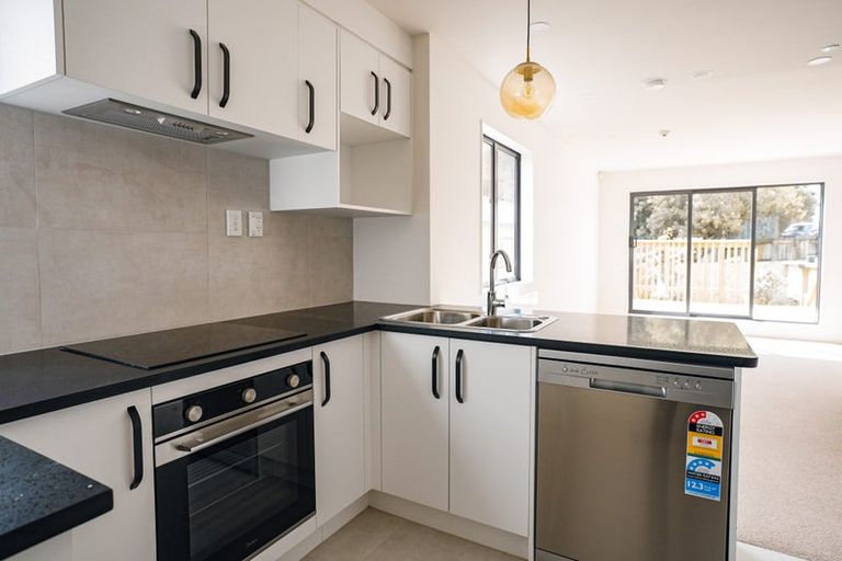 Photo of property in Rf202b, 29/18 Hewlett Road, Massey, Auckland, 0614