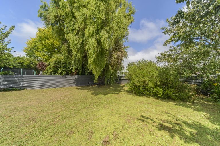 Photo of property in 24 Manchester Street, Takaro, Palmerston North, 4412