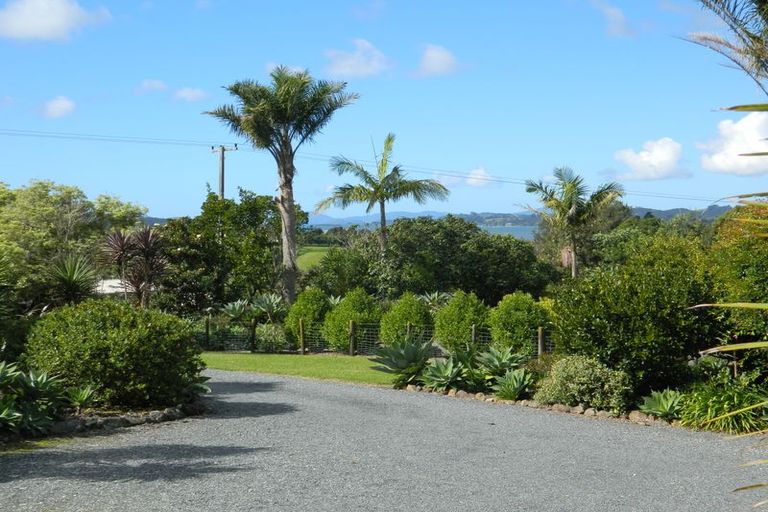 Photo of property in 26 Skudders Beach Road, Kerikeri, 0294