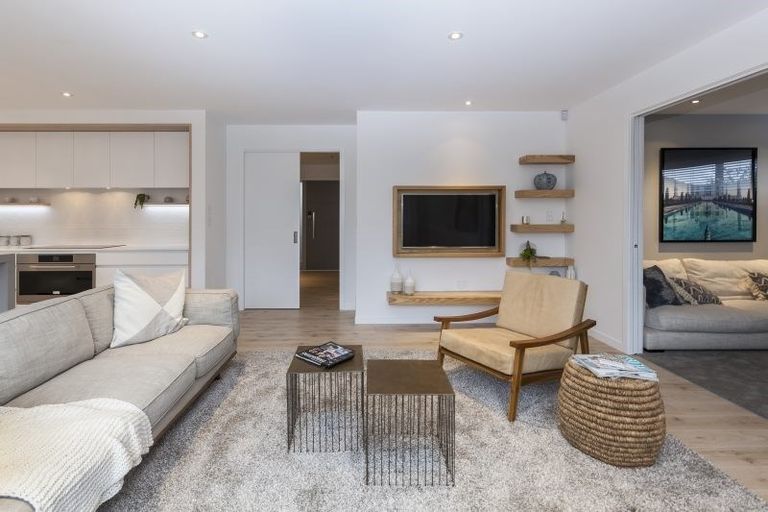 Photo of property in 587 Madras Street, St Albans, Christchurch, 8014