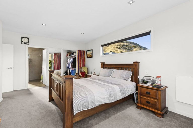 Photo of property in 83 Rob Roy Lane, Wanaka, 9305