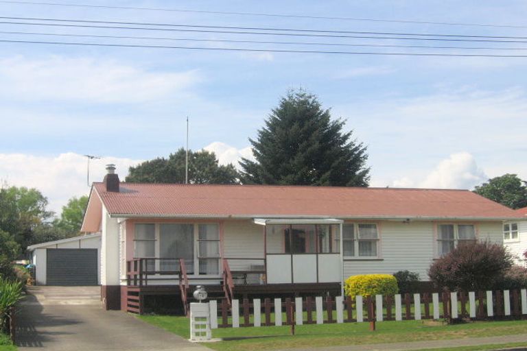 Photo of property in 10 Brent Road, Owhata, Rotorua, 3010