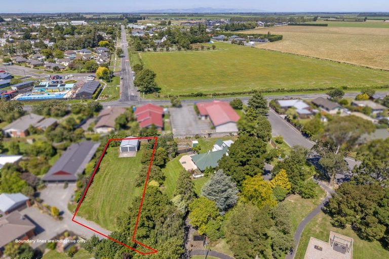 Photo of property in 13 Avoca Place, Darfield, 7510