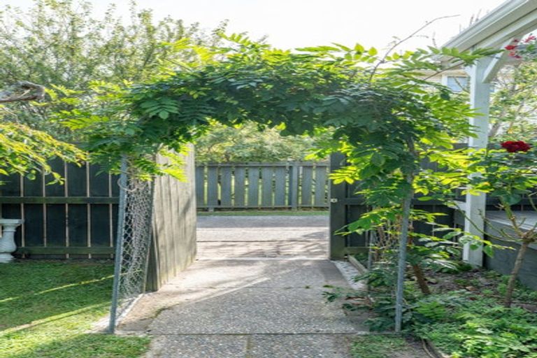 Photo of property in 46 Holland Road, Fairfield, Hamilton, 3214