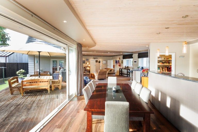 Photo of property in 43 Te Awe Awe Street, Hokowhitu, Palmerston North, 4410