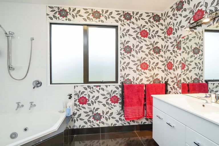 Photo of property in 172 Dome Street, Newfield, Invercargill, 9812