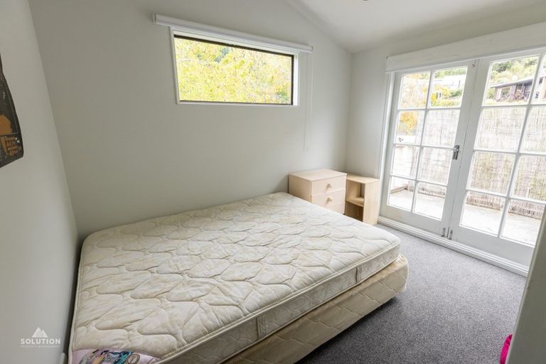 Photo of property in 10 Arawata Terrace, Fernhill, Queenstown, 9300