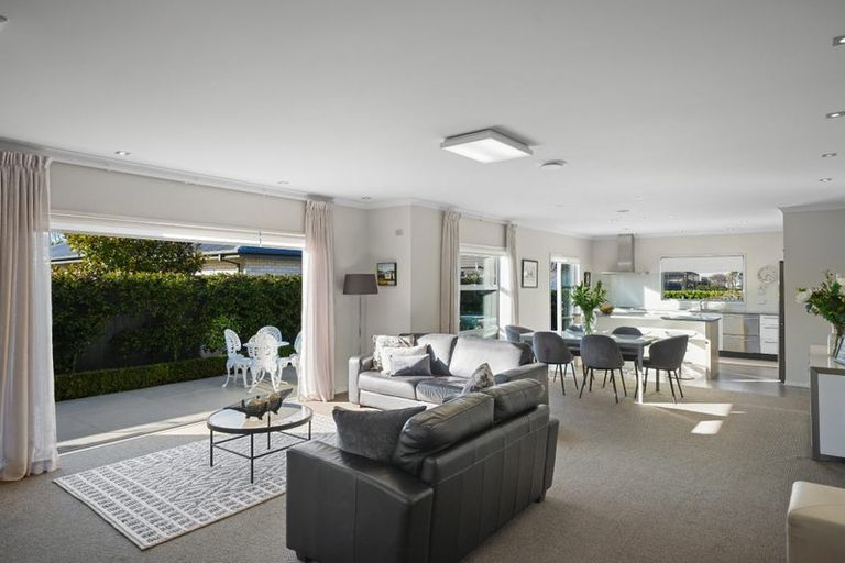 Photo of property in 12 Brookwater Avenue, Northwood, Christchurch, 8051
