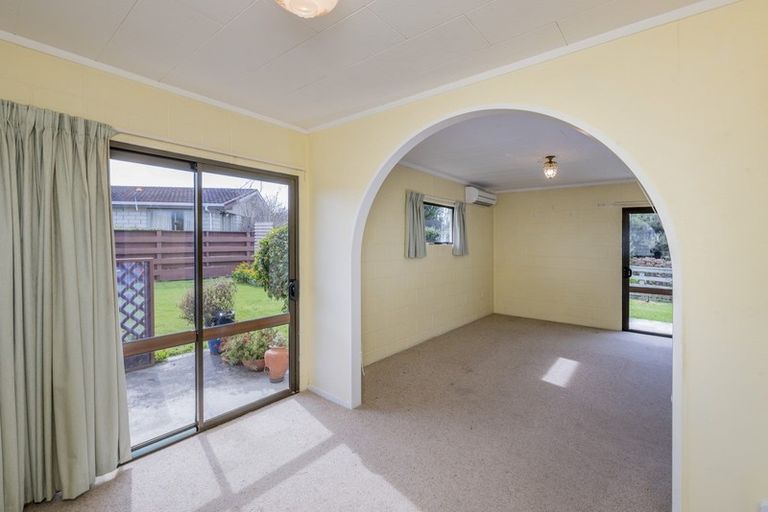 Photo of property in 38c Te Rauparaha Street, Otaki, 5512