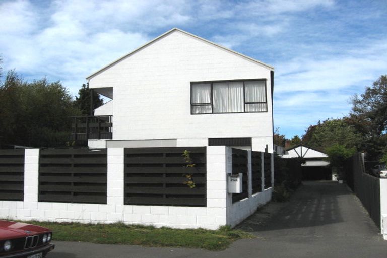 Photo of property in 25a Bucknell Street, Sockburn, Christchurch, 8042