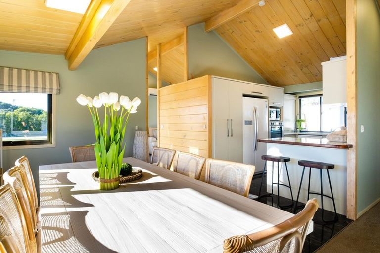 Photo of property in 49 Harper Road, Waimarama, 4294