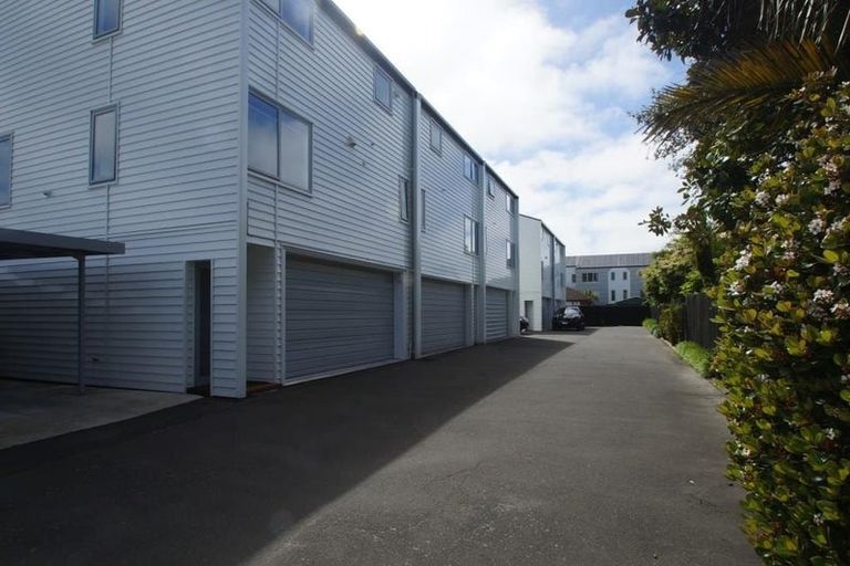 Photo of property in 4/86 Springfield Road, St Albans, Christchurch, 8014