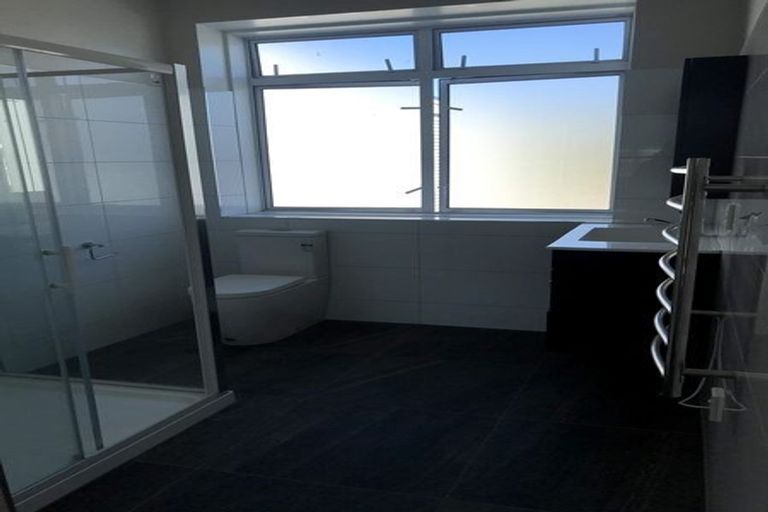 Photo of property in 8 Park Road, Miramar, Wellington, 6022