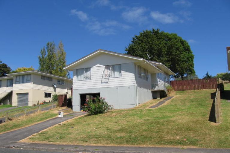 Photo of property in 37 Vandeleur Avenue, Birkdale, Auckland, 0626