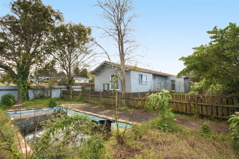 Photo of property in 21 Leaver Place, Weymouth, Auckland, 2103