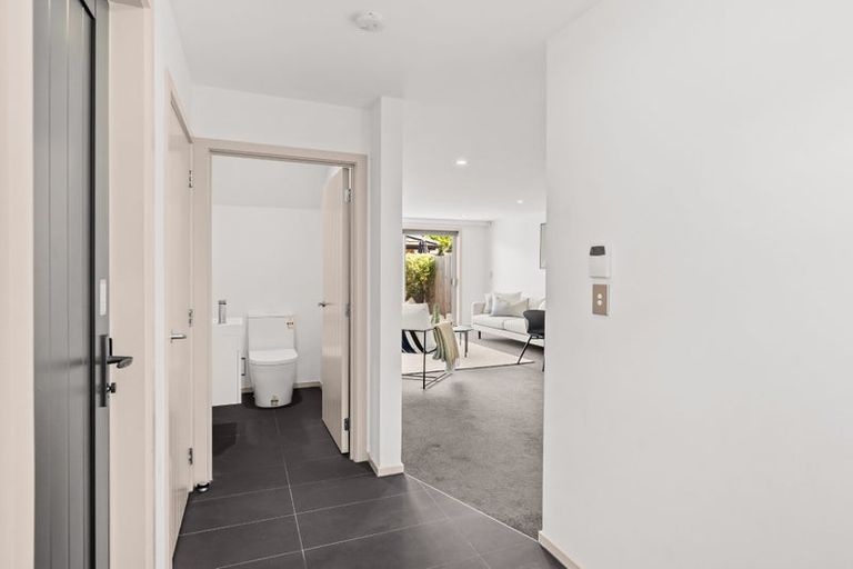 Photo of property in 2/372 Worcester Street, Linwood, Christchurch, 8011