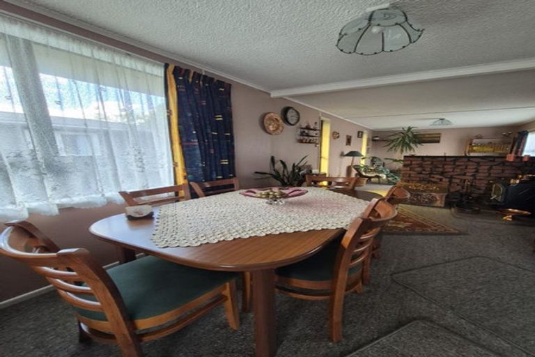 Photo of property in 17 Girvan Place, Tokoroa, 3420