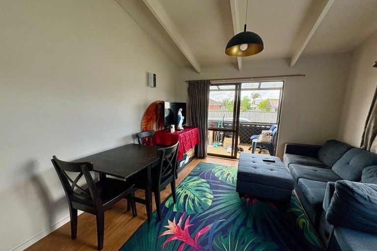 Photo of property in 13 Duggan Avenue, Mangere, Auckland, 2022