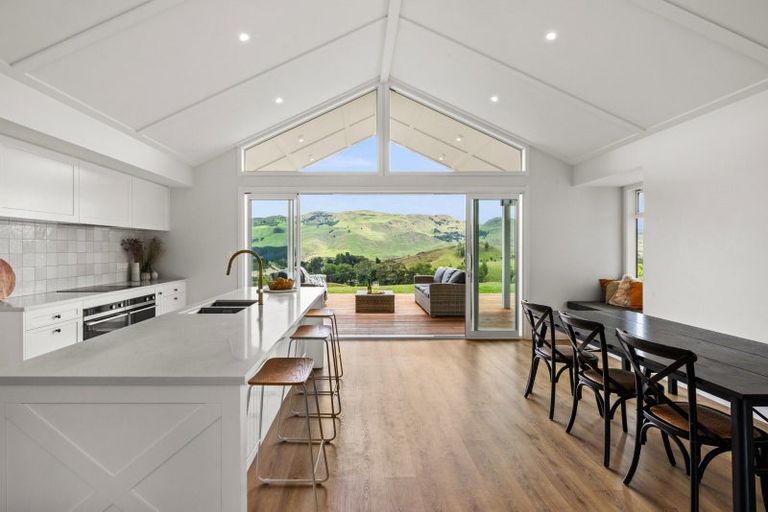 Photo of property in 967 Kahuranaki Road, Kahuranaki, Havelock North, 4295