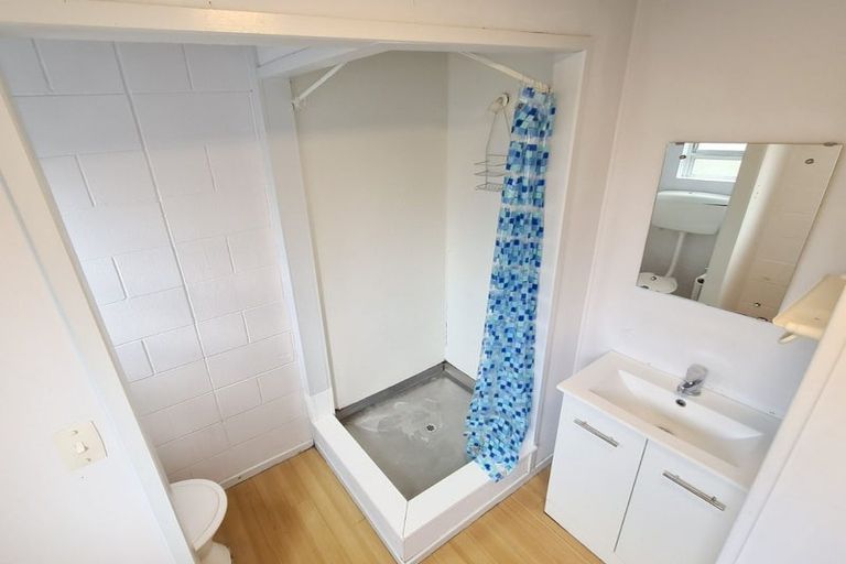 Photo of property in 2/7 Opoia Road, Hamilton East, Hamilton, 3216