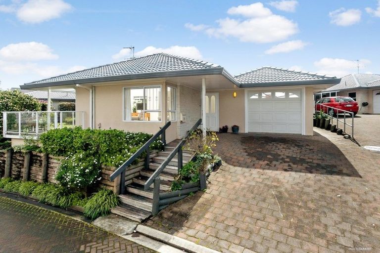 Photo of property in 19/10 Gerard Way, Saint Johns, Auckland, 1072