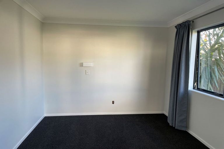 Photo of property in 53 Power Street, Levin, 5510