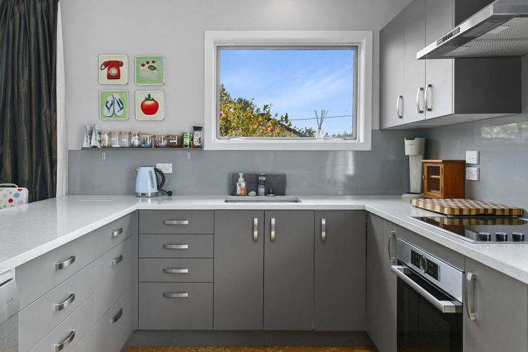 Photo of property in 71 Rainbow Drive, Rainbow Point, Taupo, 3330