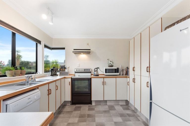 Photo of property in 16a Ngamotu Place, Mount Maunganui, 3116