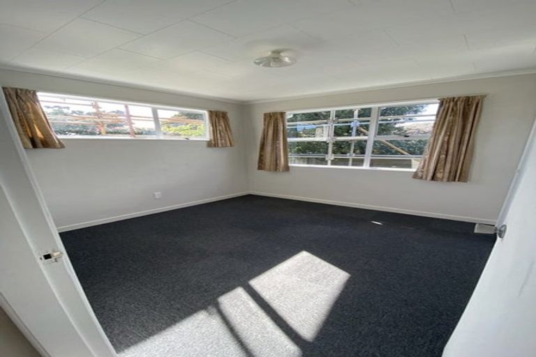 Photo of property in 6 Yates Street, Otaki Beach, Otaki, 5512