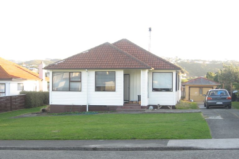 Photo of property in 14 Mana Avenue, Titahi Bay, Porirua, 5022