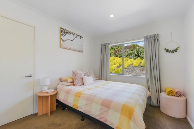 Photo of property in 17 Highview Drive, Wakatu, Nelson, 7011