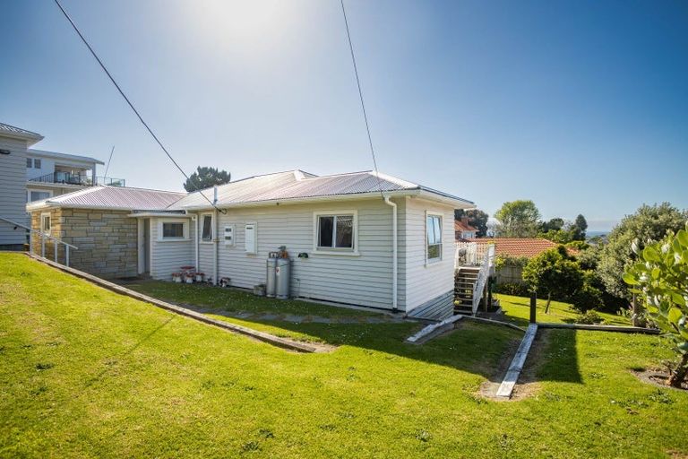 Photo of property in 8 Lismore Street, Strandon, New Plymouth, 4312