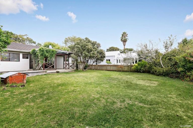 Photo of property in 18 Cherrie Road, Beachlands, Auckland, 2018
